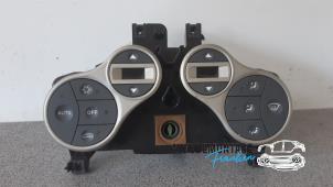 Gebruikte Kachel Bedieningspaneel Fiat Panda (169) 1.2, Classic Prijs € 30,00 Margeregeling aangeboden door Franken Autodemontage B.V.