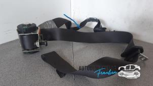 Begagnade Främre säkerhetsbälte, höger BMW Mini One/Cooper (R50) 1.6 16V One Pris € 35,00 Marginaltabell erbjuds av Franken Autodemontage B.V.