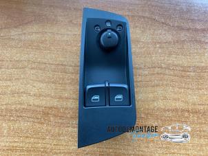 Begagnade Brytare, eldrivna fönster Audi A1 (8X1/8XK) 1.2 TFSI Pris € 40,00 Marginaltabell erbjuds av Franken Autodemontage B.V.