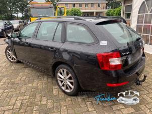 Używane Os tylna napedu na przednie kola Skoda Octavia Combi (5EAC) 1.4 TSI 16V Cena na żądanie oferowane przez Franken Autodemontage B.V.