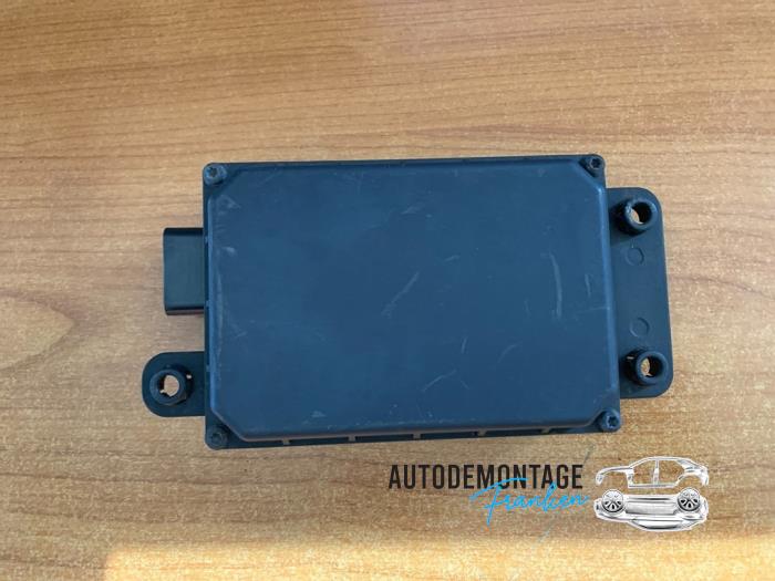 Adaptiv farthållare, sensor (avstånd) från en Volvo V60 I (FW/GW) 2.4 D6 20V Plug-in Hybrid AWD 2013