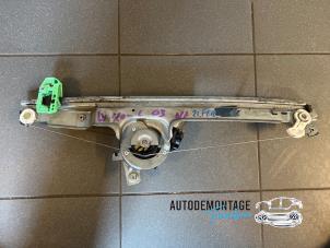 Begagnade Fönstermekanism, 4-dörrars, vänster fram Renault Scénic II (JM) 1.5 dCi 80 Pris € 35,00 Marginaltabell erbjuds av Franken Autodemontage B.V.