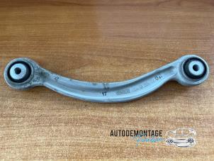 Gebruikte Draagarm links-achter Mercedes CLS (C218) 350 CGI BlueEfficiency 3.5 V6 24V Prijs € 35,00 Margeregeling aangeboden door Franken Autodemontage B.V.