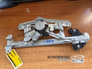 Gebruikte Ruitmechaniek 4Deurs links-voor Honda Civic (FK/FN) 1.8i VTEC 16V Prijs € 45,00 Margeregeling aangeboden door Franken Autodemontage B.V.