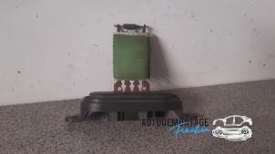 Begagnade Motstånd, kupéfläkt Volkswagen Transporter/Caravelle T5 1.9 TDi Pris € 15,00 Marginaltabell erbjuds av Franken Autodemontage B.V.