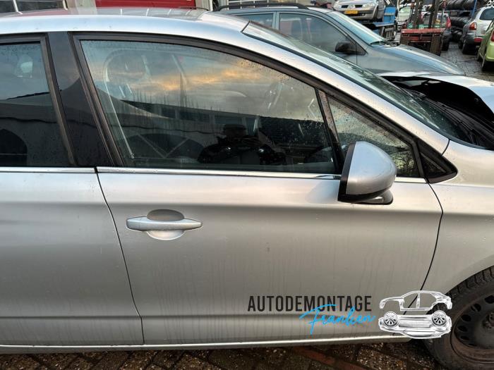 Deur 4Deurs rechts-voor van een Citroën C4 Berline (NC) 1.6 Hdi 90 2011