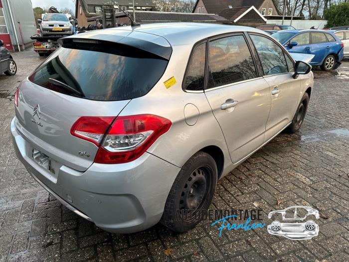 Deur 4Deurs rechts-voor van een Citroën C4 Berline (NC) 1.6 Hdi 90 2011