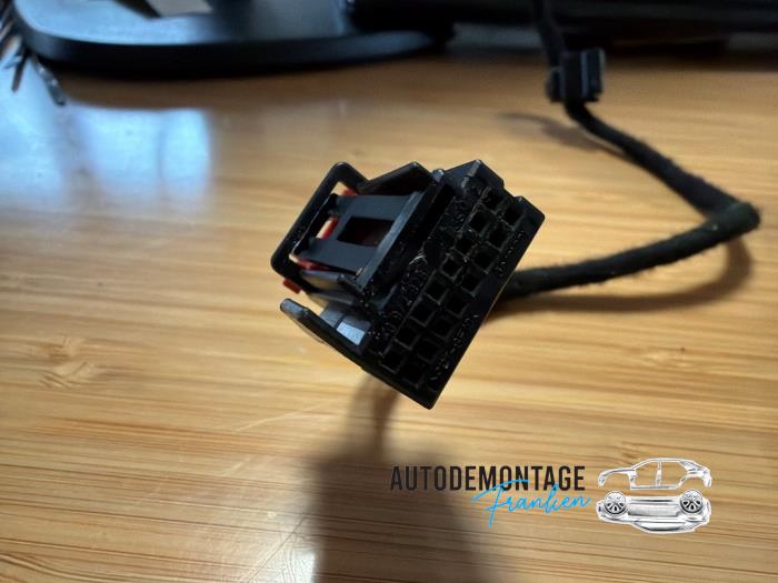 Skärmspegel, vänster från en Volkswagen Tiguan (5N1/2) 2.0 TDI 16V 4Motion 2011