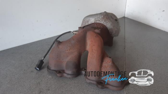 Katalizator z Nissan Note (E11) 1.4 16V 2007