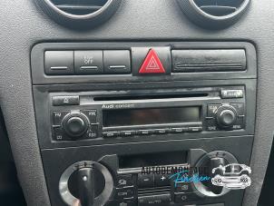 Gebruikte Radio CD Speler Audi A3 (8P1) 1.6 Prijs op aanvraag aangeboden door Franken Autodemontage B.V.