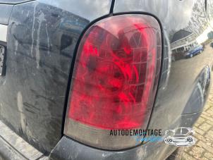 Begagnade Baklykta, höger Ssang Yong Rexton 2.7 Xdi RX/RJ 270 16V Pris på förfrågan erbjuds av Franken Autodemontage B.V.