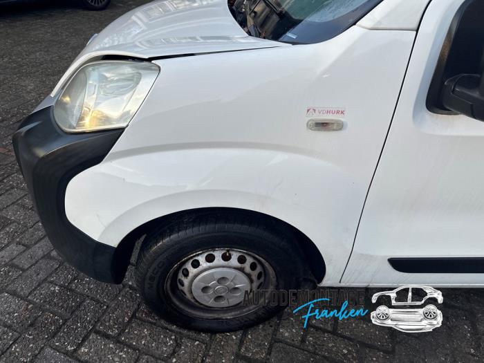 Framskärm, vänster från en Fiat Fiorino (225) 1.3 JTD 16V Multijet 2012