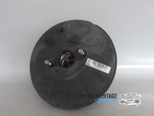 Begagnade Bromsservo Renault Captur (2R) 0.9 Energy TCE 12V Pris € 35,00 Marginaltabell erbjuds av Franken Autodemontage B.V.