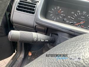 Begagnade Indikatorbrytare Peugeot 205 II (20A/C) 1.4 Pris på förfrågan erbjuds av Franken Autodemontage B.V.