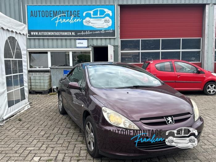 Motor van een Peugeot 307 CC (3B) 1.6 16V 2005