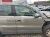 Volkswagen Tiguan (5N1/2) 2.0 TDI 16V 4Motion Framdörr, 4-dörrars, höger