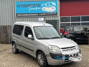 Używane Pompa benzynowa Citroen Berlingo Cinqspace, Multispace 1.6 16V Cena na żądanie oferowane przez Franken Autodemontage B.V.