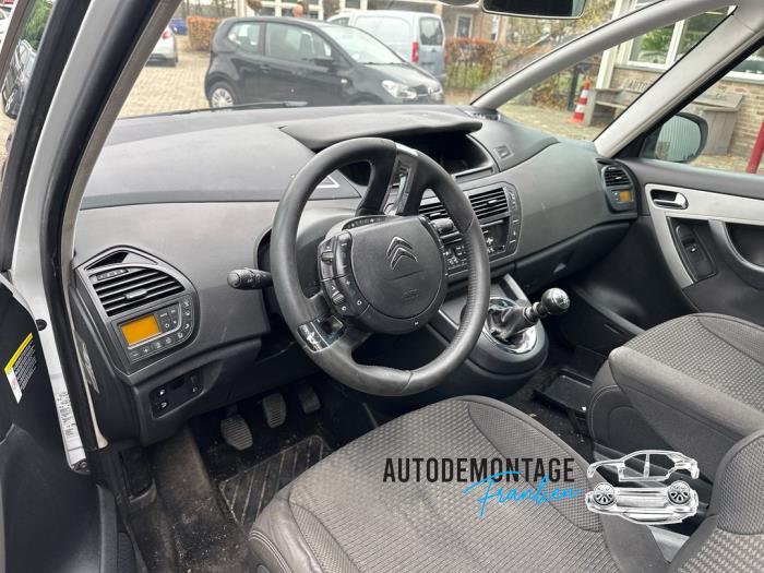 CD-spelare med radio från en Citroën C4 Picasso (UD/UE/UF) 1.6 HDiF 16V 110 2012