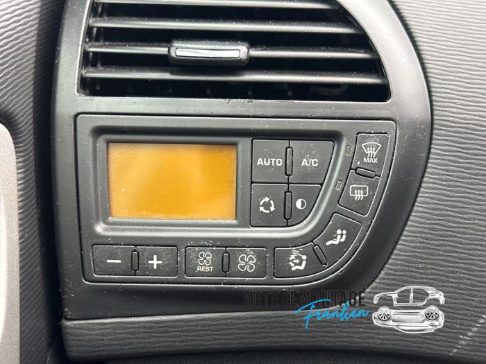 Värmekontrollpanel från en Citroën C4 Picasso (UD/UE/UF) 1.6 HDiF 16V 110 2012