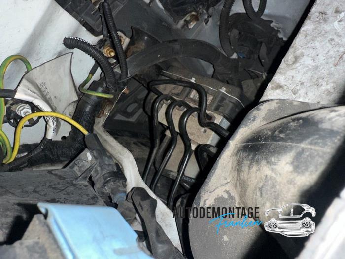 ABS-pump från en Citroën C4 Picasso (UD/UE/UF) 1.6 HDiF 16V 110 2012