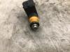 Injector (benzine injectie) van een Renault Clio II (BB/CB) 1.4 16V 2001