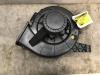 Heating and ventilation fan motor from a Skoda Fabia (6Y5), 2000 / 2007 1.4i 16V, Combi/o, 4-dr, Petrol, 1.390cc, 55kW (75pk), FWD, AUA; BBY; BKY, 2000-05 / 2007-12, 6Y5 2004