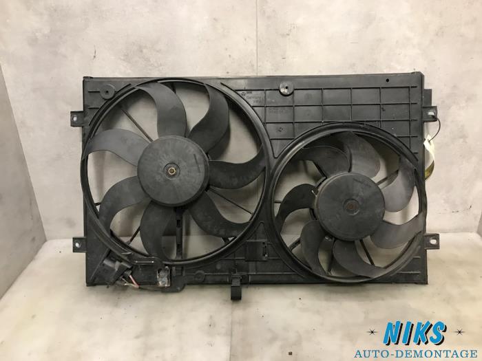 Cooling fans from a Seat Leon (1P1) 1.6 2006