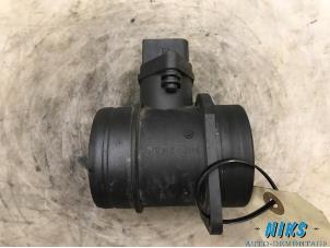 Używane Przeplywomierz powietrza Volkswagen Golf V (1K1) 1.9 TDI Cena na żądanie oferowane przez Niks autodemontage