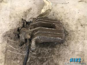 Begagnade Bakre bromsok, vänster Volkswagen Lupo (6X1) 1.4 FSi 16V Pris på förfrågan erbjuds av Niks autodemontage