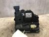 Mecanismo de cerradura de puerta de 2 puertas derecha de un Opel Corsa D 1.4 16V Twinport 2007