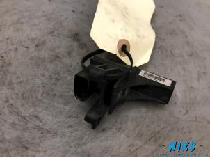 Używane Modul radiowy Audi A6 Avant (C6) 2.7 TDI V6 24V Cena na żądanie oferowane przez Niks autodemontage