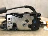 Mecanismo de cerradura de puerta de 2 puertas derecha de un Peugeot 207 CC (WB) 1.6 16V 2007