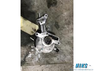 Gebruikte Brandstofpomp Mechanisch Volkswagen Touran (1T1/T2) 2.0 TDI DPF Prijs op aanvraag aangeboden door Niks autodemontage