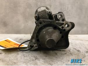 Begagnade Startmotor Renault Clio III (BR/CR) 1.6 16V Pris på förfrågan erbjuds av Niks autodemontage