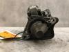 Startmotor från en Renault Clio III (BR/CR), 2005 / 2014 1.6 16V, Halvkombi (Hatchback), Bensin, 1.598cc, 82kW (111pk), FWD, K4M800; K4M801, 2005-06 / 2014-12, BR/CR0B/Y; BR/CR1B; BR/CR1M; BR/CR05; BR/CRCB 2006
