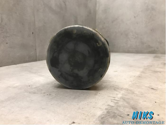 Front drive shaft, right from a Volkswagen Polo V (6R) 1.4 TDI DPF BlueMotion technology 2015