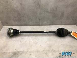 Gebruikte Aandrijfas rechts-voor Volkswagen Polo V (6R) 1.4 TDI DPF BlueMotion technology Prijs op aanvraag aangeboden door Niks autodemontage