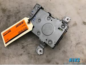 Usagé Antenne amplificateur Audi A3 Sportback (8PA) 2.0 TDI 16V Prix sur demande proposé par Niks autodemontage