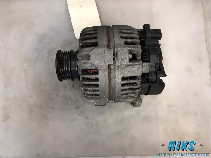 Dinamo de un Opel Astra H Twin Top (L67) 1.8 16V 2008