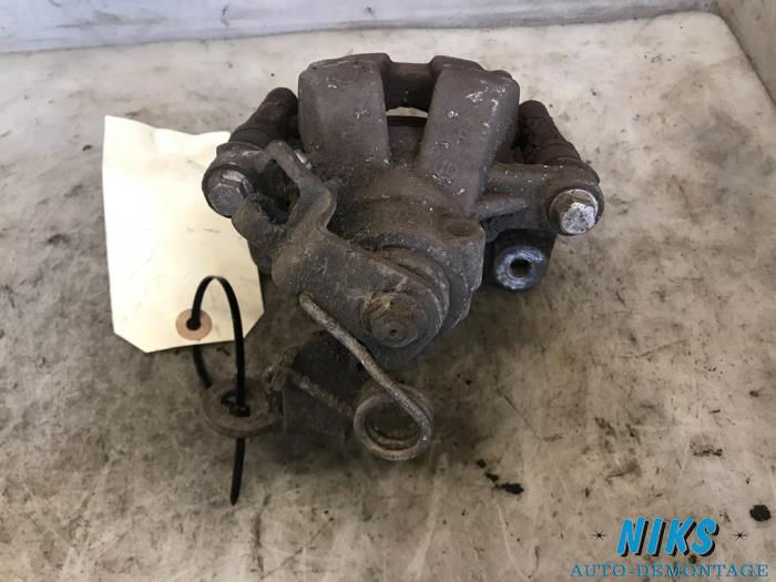 Remklauw (Tang) rechts-achter van een Fiat Bravo (198A) 1.6 JTD Multijet 105 2008