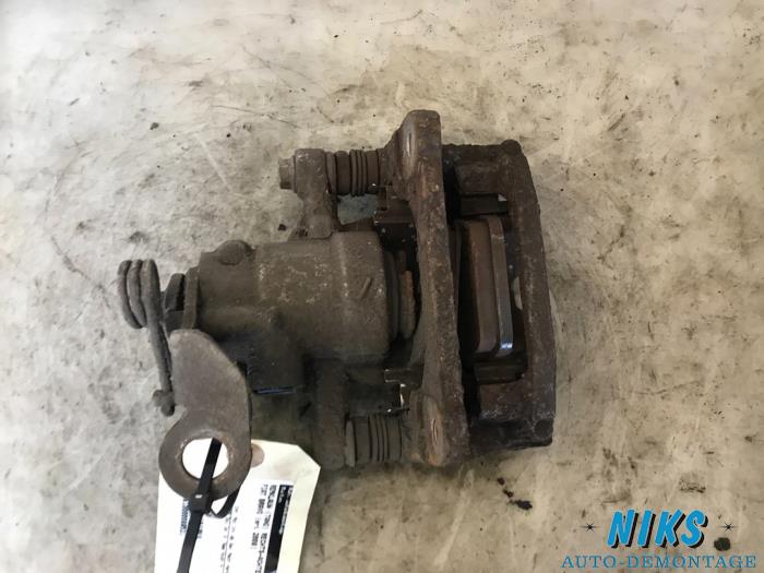 Remklauw (Tang) rechts-achter van een Fiat Bravo (198A) 1.6 JTD Multijet 105 2008