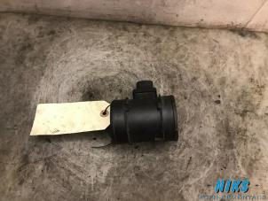 Używane Przeplywomierz powietrza Fiat Punto III (199) 1.3 JTD Multijet 85 16V Cena na żądanie oferowane przez Niks autodemontage