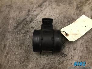 Używane Przeplywomierz powietrza Opel Vectra C Caravan 2.2 DIG 16V Cena na żądanie oferowane przez Niks autodemontage