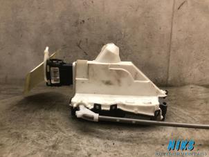 Gebruikte Deurslot Mechaniek 4Deurs links-achter Citroen C4 Cactus (0B/0P) 1.2 PureTech 82 12V Prijs op aanvraag aangeboden door Niks autodemontage