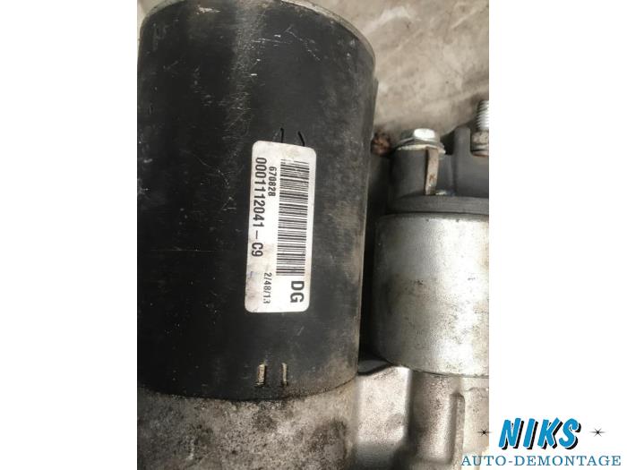 Startmotor van een Peugeot 307 SW (3H) 1.6 16V 2005