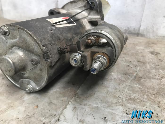 Startmotor van een Peugeot 307 SW (3H) 1.6 16V 2005