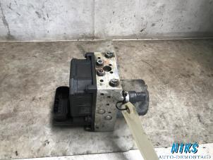 Używane Pompa ABS Mercedes Sprinter 2t (901/902) 208 CDI 16V Cena na żądanie oferowane przez Niks autodemontage