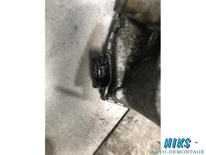 Gasklephuis van een Opel Meriva 1.4 16V Twinport 2006