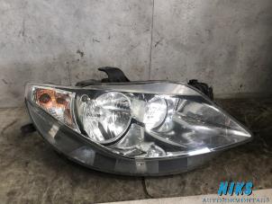 Gebruikte Koplamp rechts Seat Ibiza IV (6J5) 1.9 TDI 105 Prijs op aanvraag aangeboden door Niks autodemontage