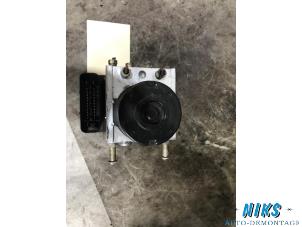 Używane Pompa ABS Suzuki Swift (ZA/ZC/ZD1/2/3/9) 1.3 VVT 16V Cena na żądanie oferowane przez Niks autodemontage